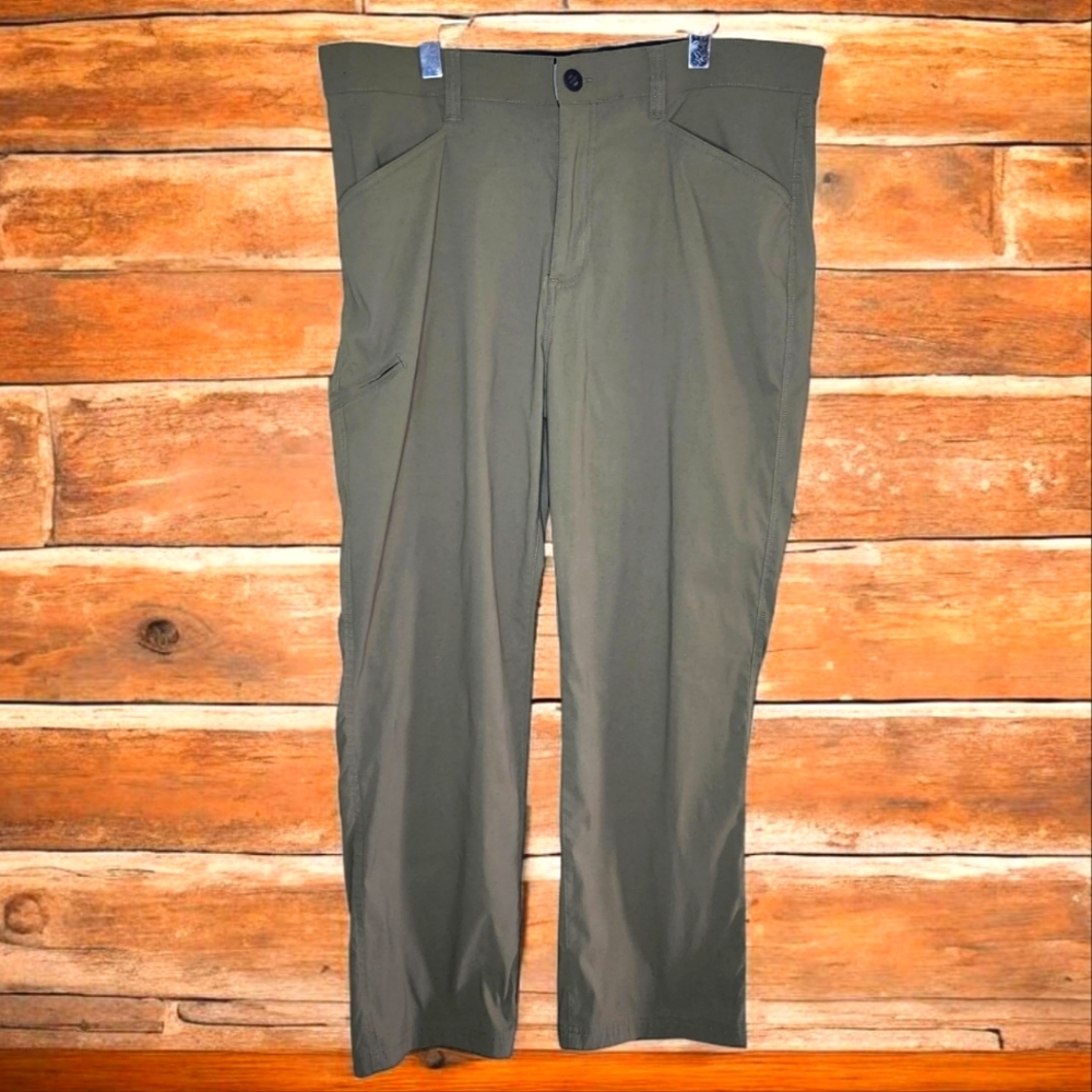 ORVIS Performance Slacks - 38x30 - Picture 2 of 8
